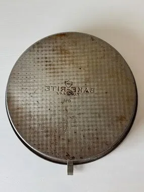 Bake-Rite | Kitchen | Vintage Bakerite Piecake Pan Slider Quickrelease ...